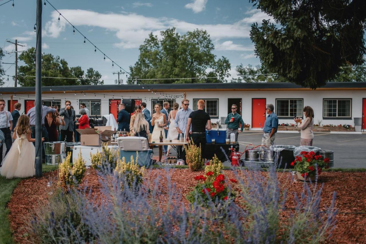 Sapphire Motel Midtown Bozeman Ngoại thất bức ảnh