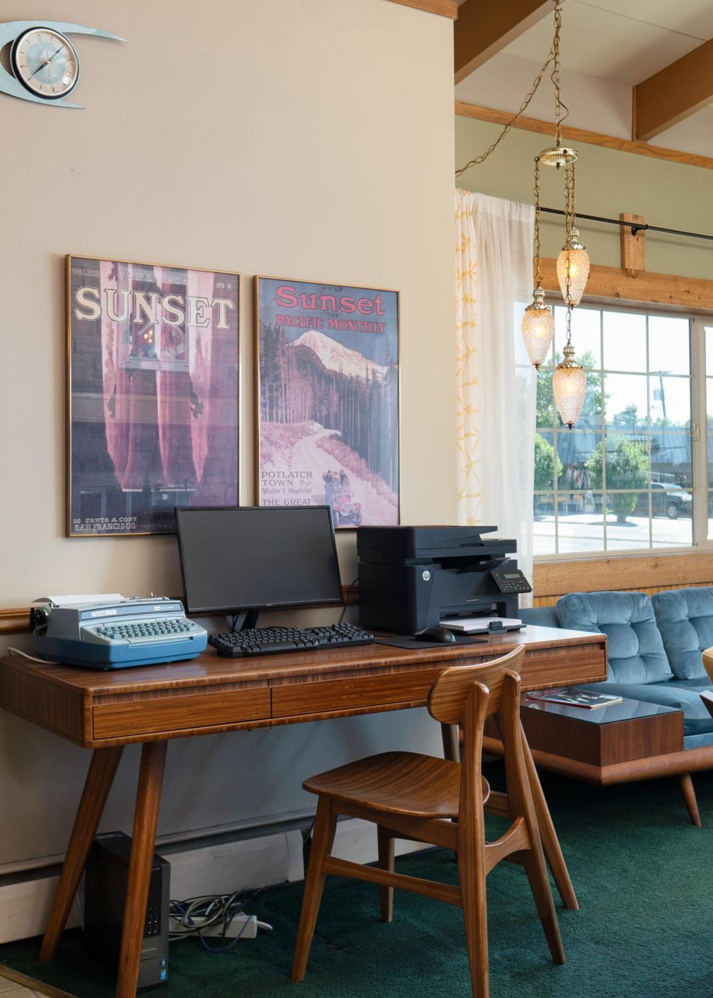 Sapphire Motel Midtown Bozeman Ngoại thất bức ảnh
