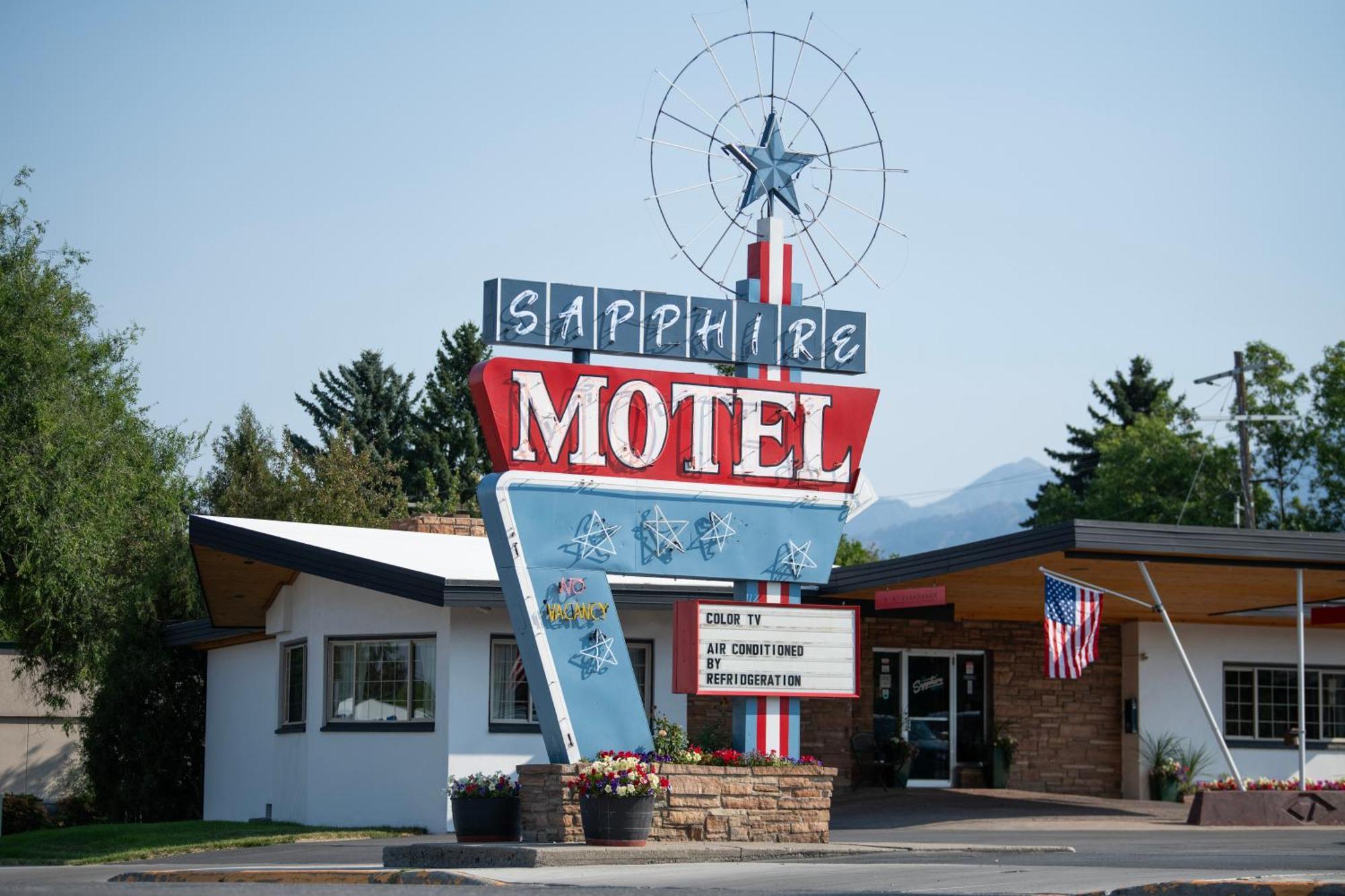Sapphire Motel Midtown Bozeman Ngoại thất bức ảnh