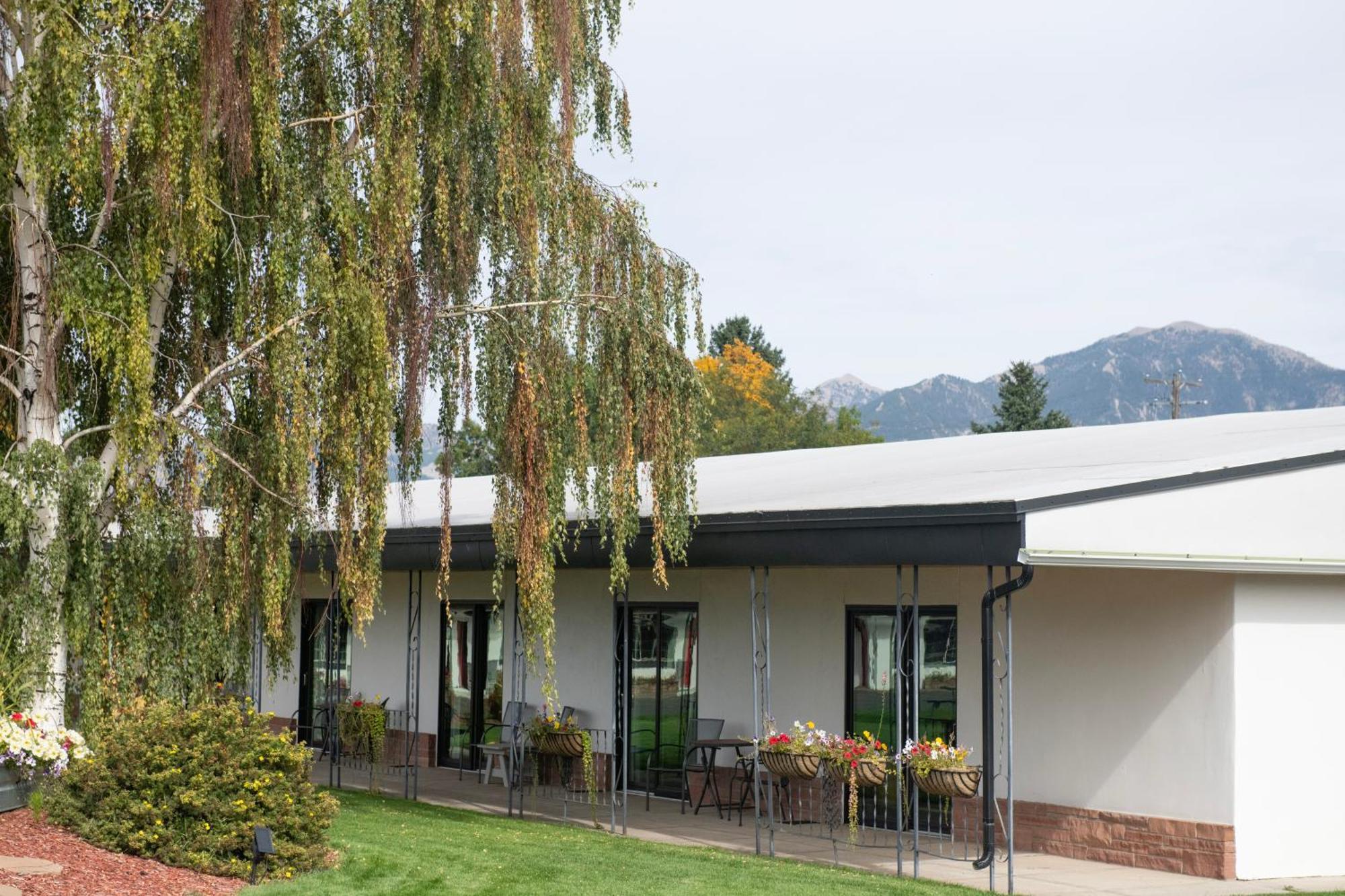 Sapphire Motel Midtown Bozeman Ngoại thất bức ảnh